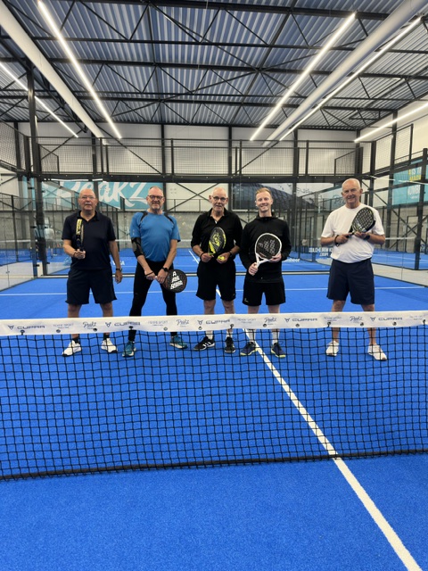 Groepsles padel met 3 tot 4 spelers bij Hurenkamp Padel